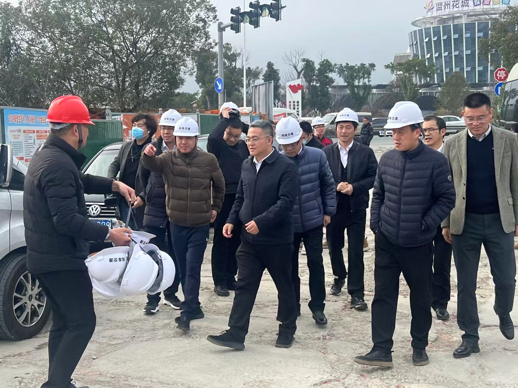 Wenzhou Ouhai District Officials Inspect Progress on the 330 Project